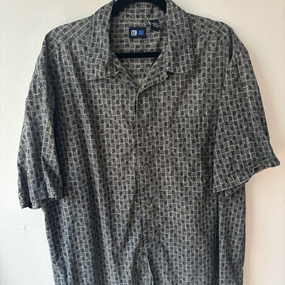 Retro Men's Black and Gray Patterned Shirt